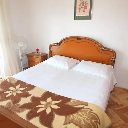 Apartman Dino