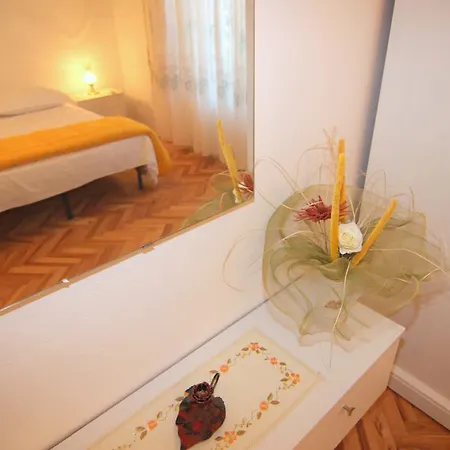 Apartman Dino *