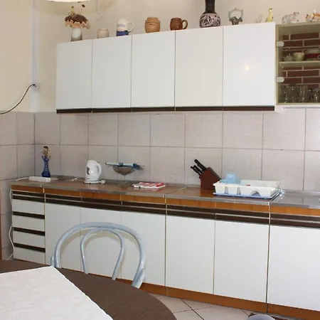 Dino Apartment Pag Town